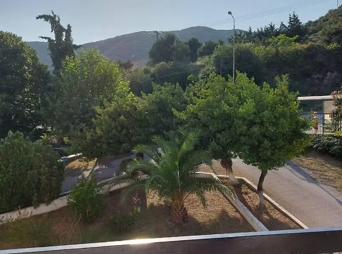 Daire Luminosa Seaview Nea Iraklitsa